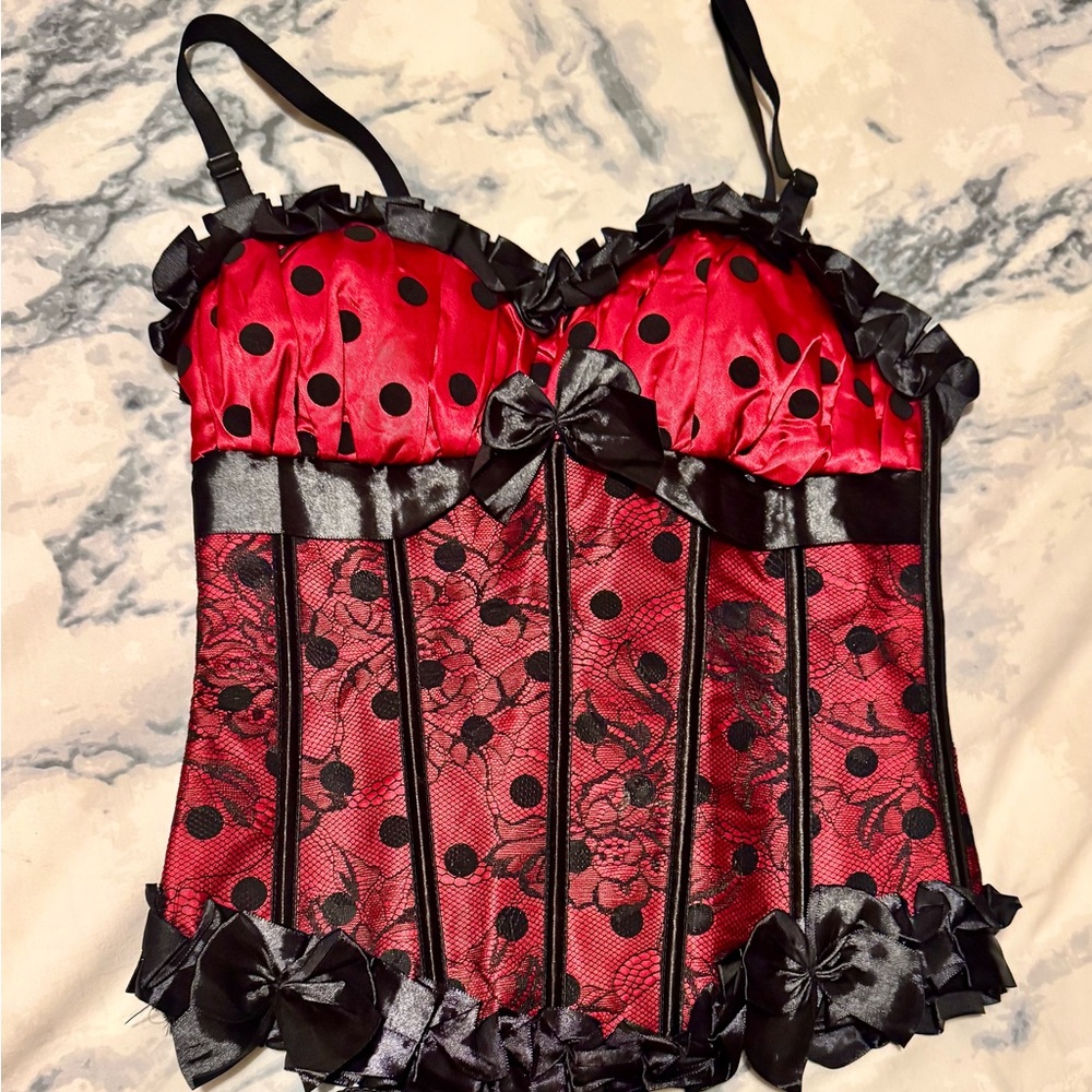 Elegant Red & Black Corset Dress. Halloween, Steam Punk, Saloon Girl, Wild West - Picture 3 of 8